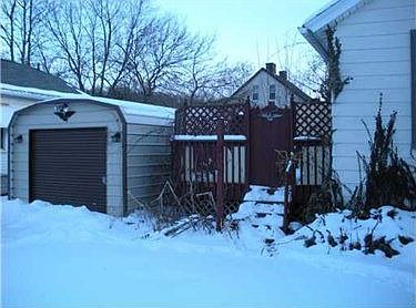 2nd image of 624 Fifth Street Ext