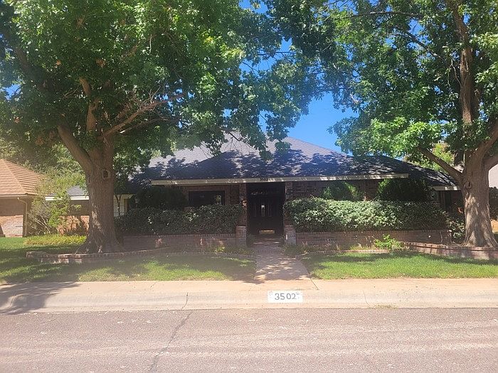 1st image of 3502 Woodhaven Dr