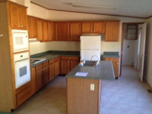 4th image of 9511 Forest Hills Dr