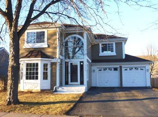 1115 Pin Oak Trl, Aurora, IL 60506