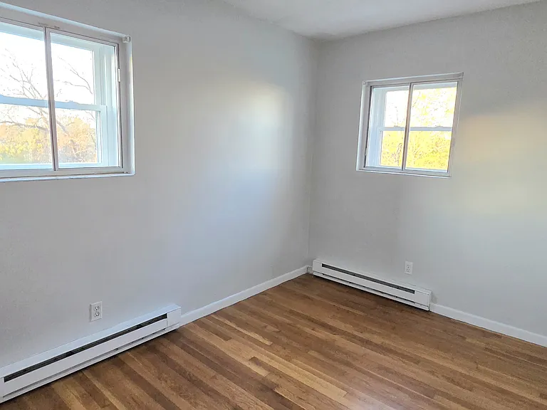 5 Waldemar Ave #3 — Photo 11