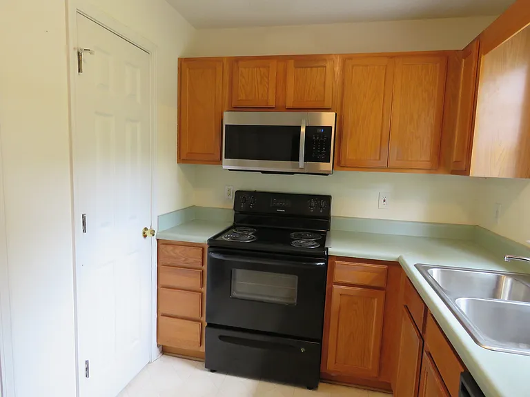 105 Joe Dr — Photo 11
