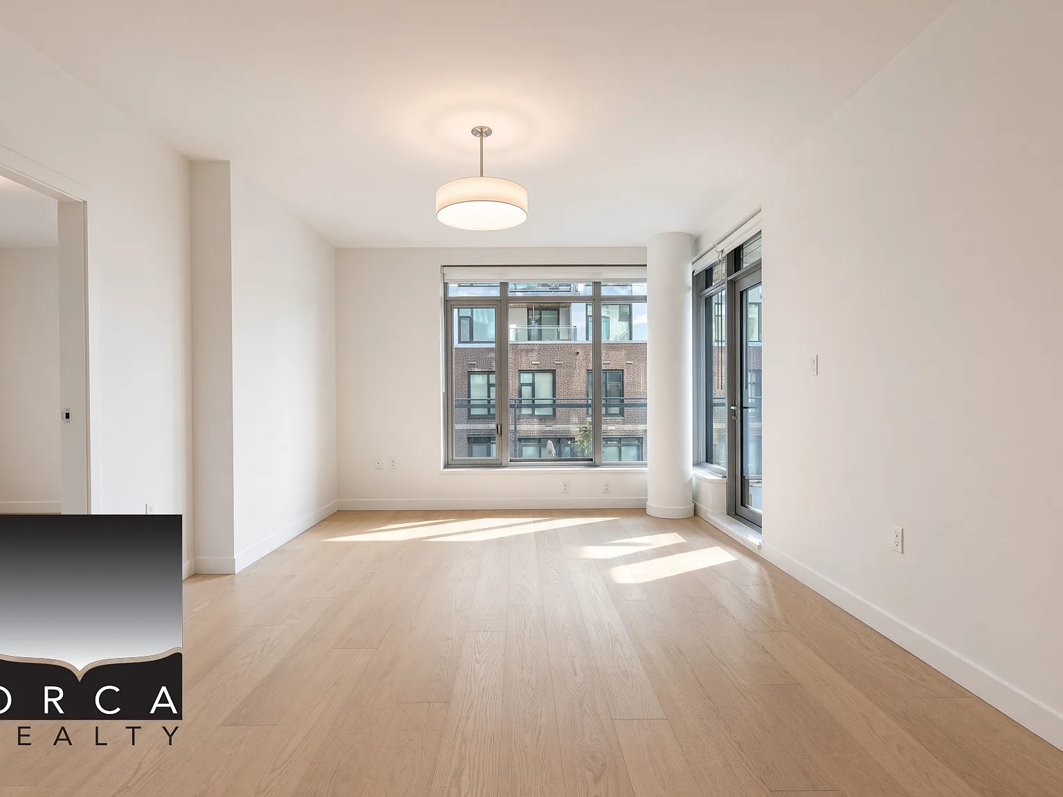 777 Harbour Way — Photo 4