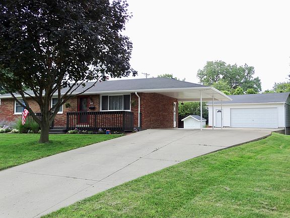 3rd image of 863 Pool Ave