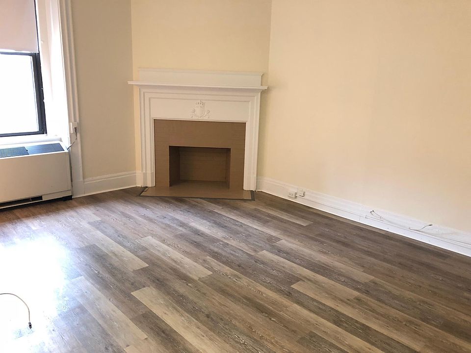 2nd image of 55 Lagrange St