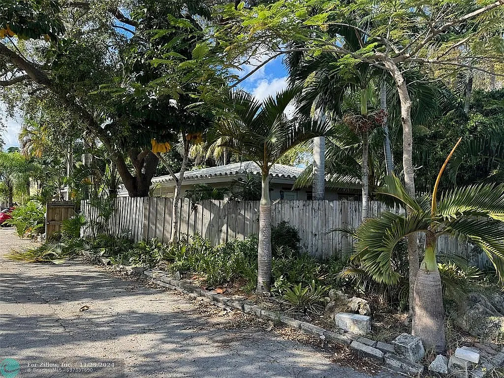 3 bed, 1837 sqft, $2,800 — Photo 4