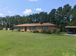 1319 Norment Rd, Lumberton, NC 28360