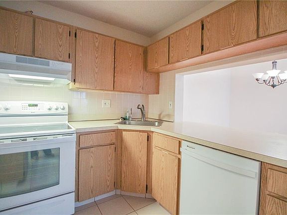 3rd image of 3161 Lake Pine Way S APT A1