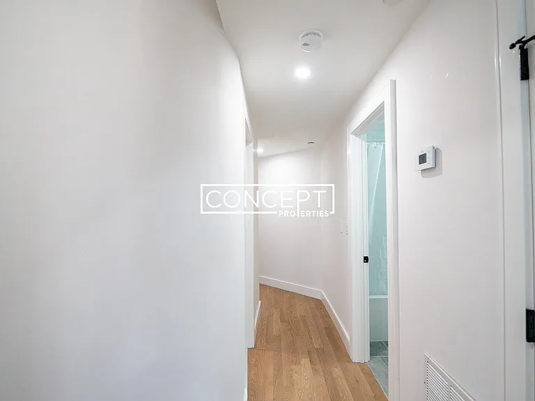 37 Calumet St #2 — Photo 9