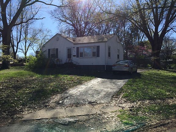 3rd image of 9769 Lilly Jean Dr