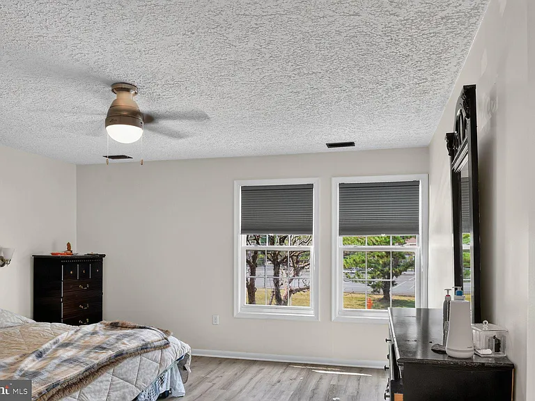 6929 Clearwind Ct #B — Photo 9