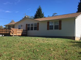 118 Hollifield St, Spruce Pine, NC 28777