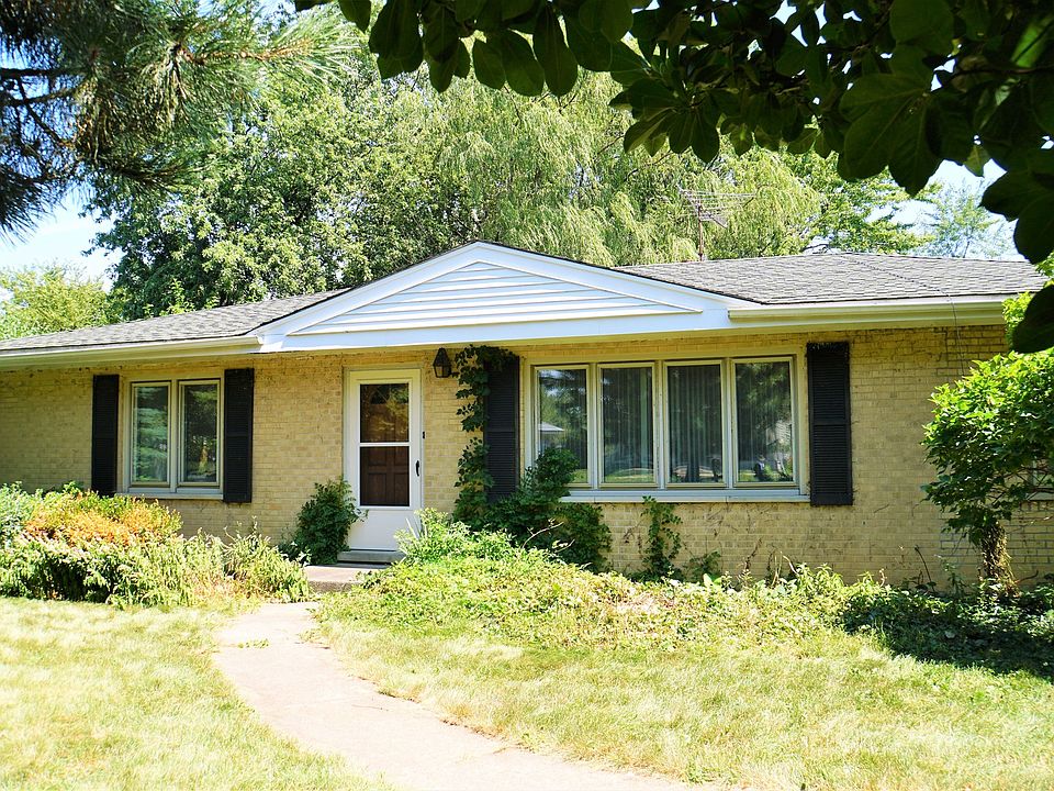 1st image of 6N351 Maple Ave