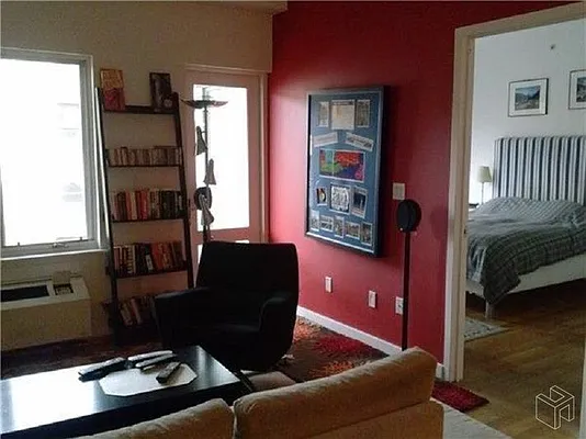 Rented by Halstead Real Estate | media 2