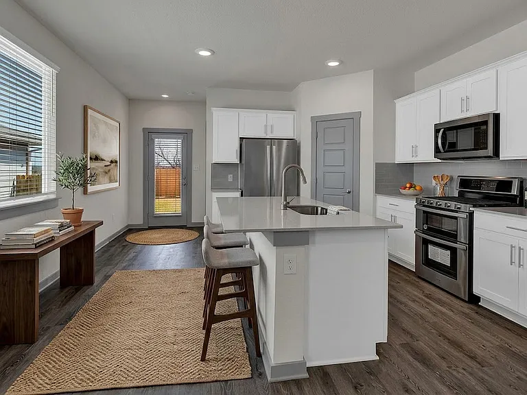 224 Millbrook Blvd — Photo 6