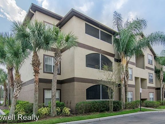 2nd image of 16439 Enclave Village Dr