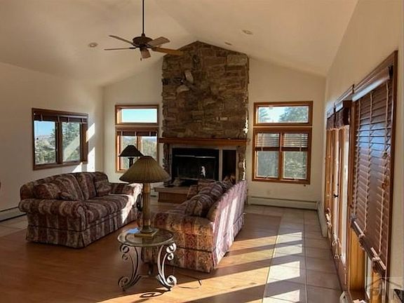 2nd image of 6433 Canyon Ln