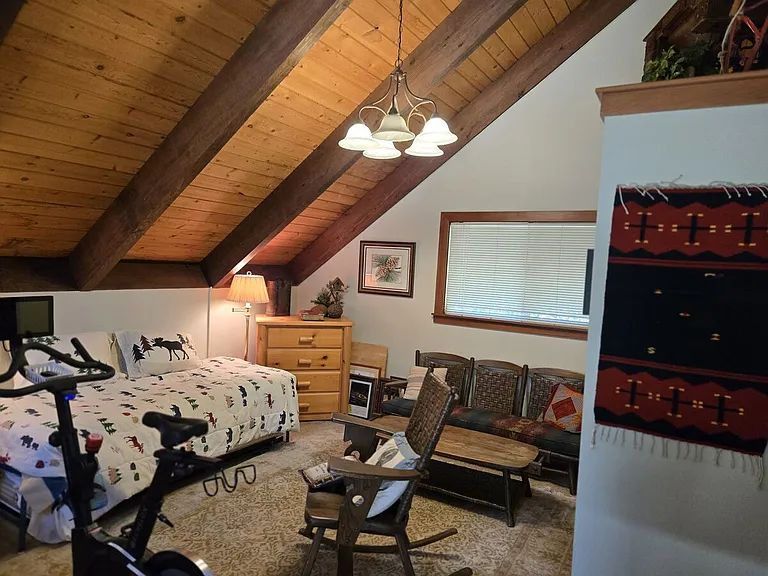 6453 McKinney Creek Rd — Photo 17
