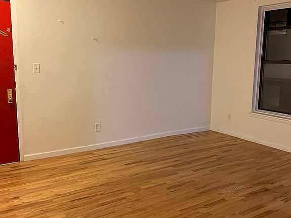 5th image of 2419 7th Ave APT 5A