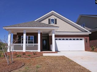 300 Emerald Oak Dr, Lexington, SC 29072