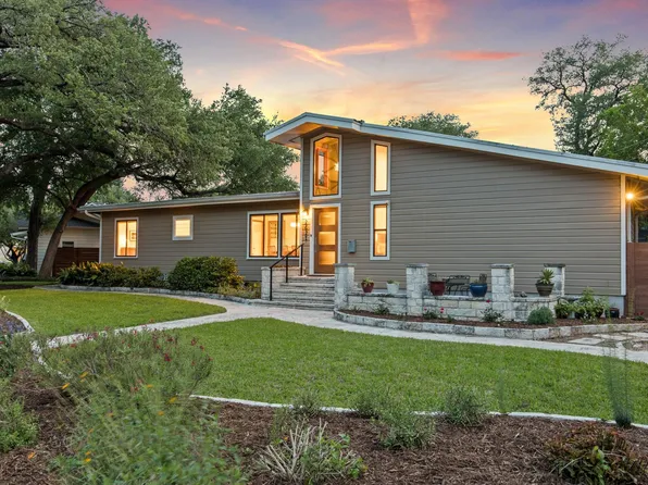 2621 W 49th St, Austin, TX 78731