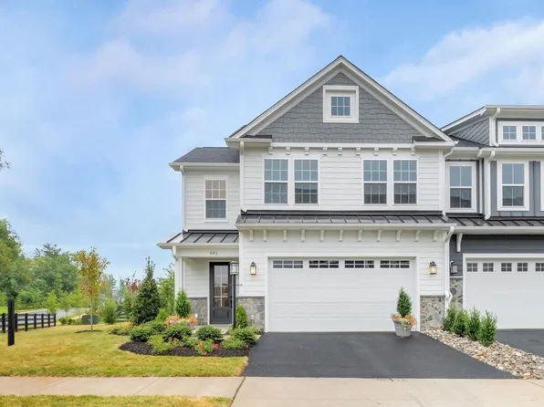880 Arboleda Dr, Crozet, VA 22932