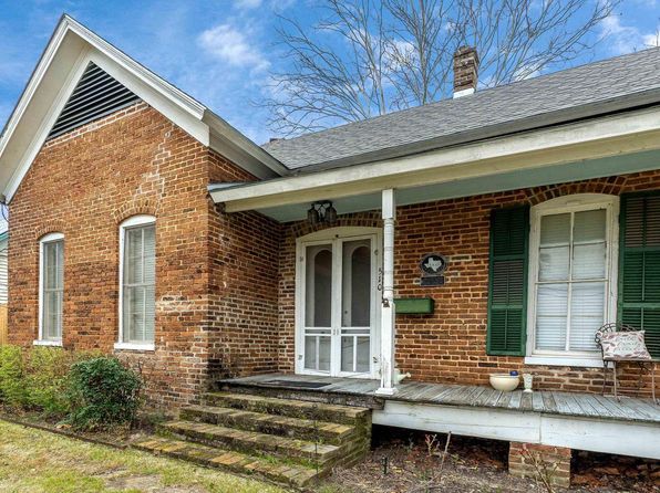 510 N Bolivar St, Marshall, TX 75670