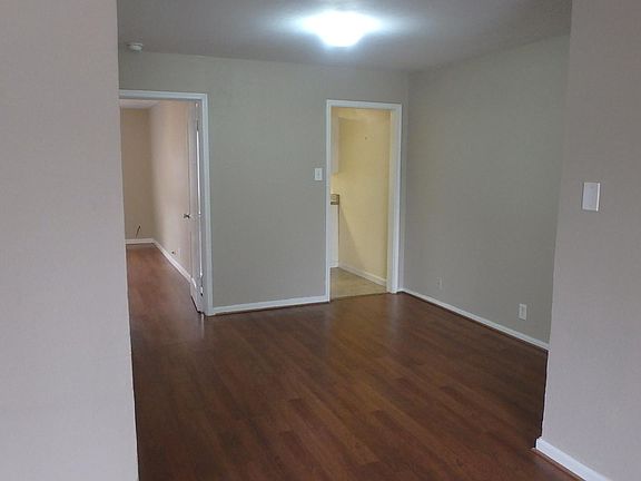 3rd image of 1434 Lawson St APT 2