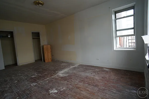 Rented by EXR | media 33