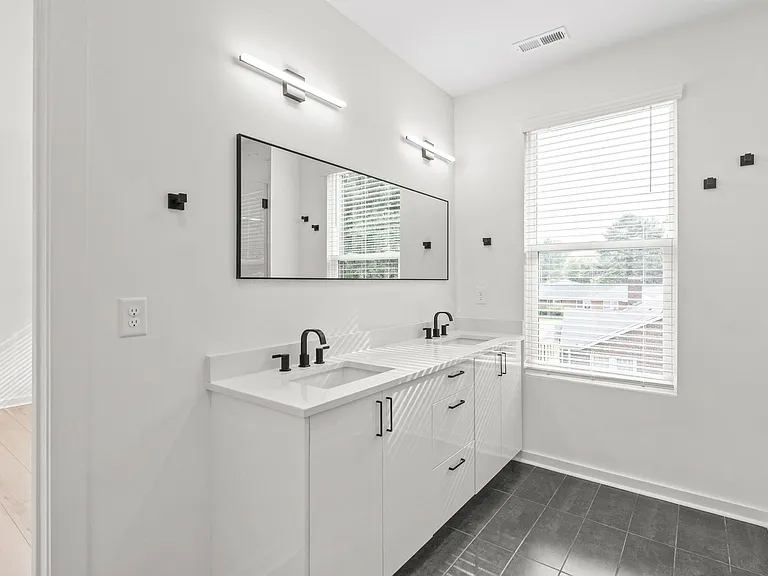 1408 Anderson St #C — Photo 28