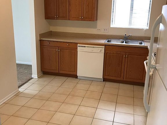 2nd image of 9038 Franklin Ct APT 203