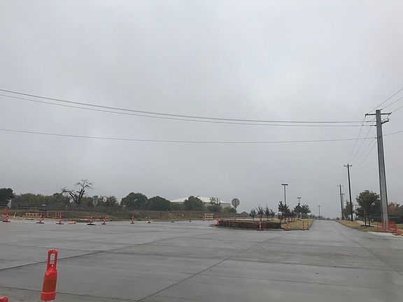5th image of 10022 W Virginia Pkwy