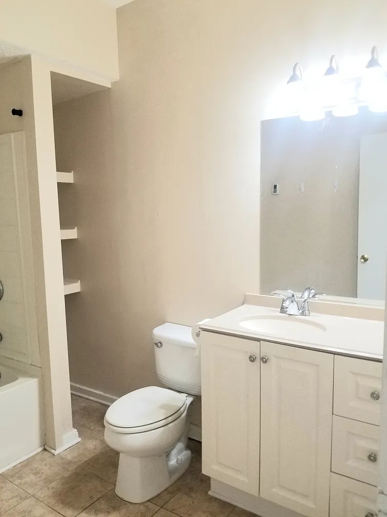 308 Broad St - 1 — Photo 3