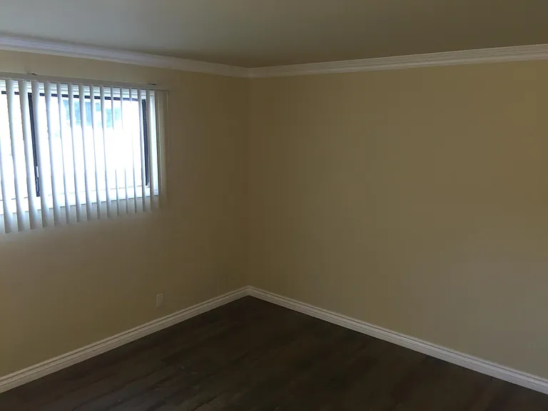 1736 E Sycamore Ave #A — Photo 11