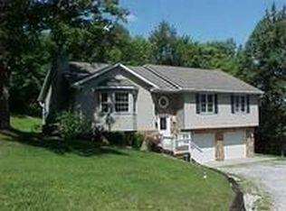 2160 Tabor Ridge Rd NE, New Philadelphia, OH 44663