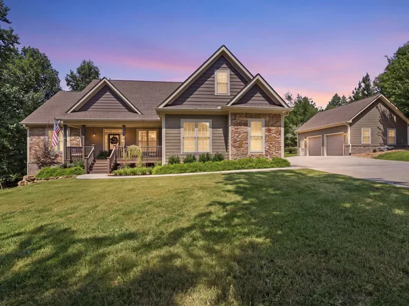 1625 River Bluffs Dr, Jasper, TN 37347
