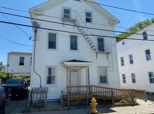 27 Melton St, Pawtucket, RI 02860
