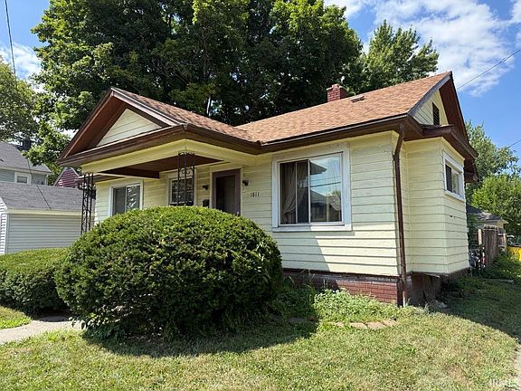 2nd image of 1811 Colerick St