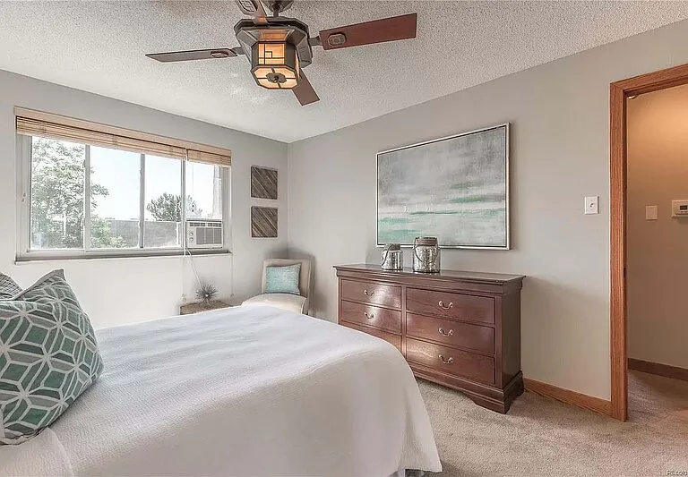 1233 N Ogden St #511 — Photo 19
