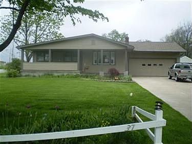 1st image of 374 Beechcrest Dr
