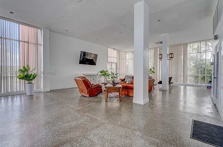 1301 NE Miami Gardens Dr #902W — Photo 10