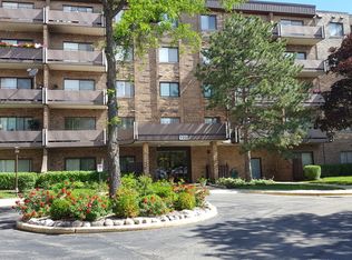 720 Wellington Ave UNIT 108, Elk Grove Village, IL