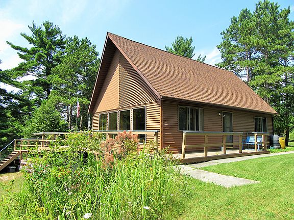 2nd image of 730N Woodland Dr