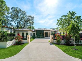 5996 SW 102nd St, Pinecrest, FL 33156