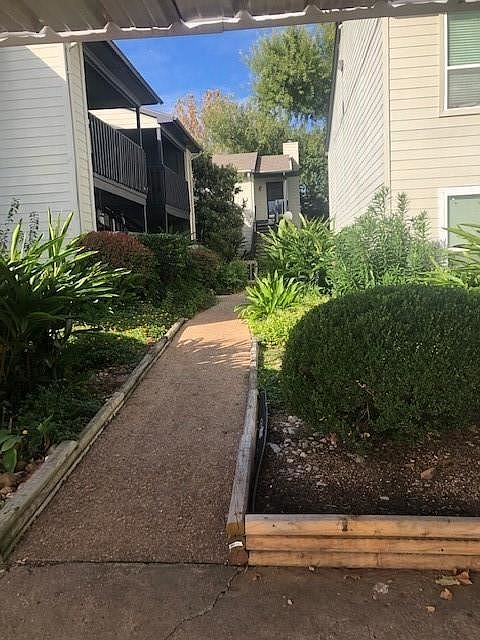 1st image of 9009 Richmond Ave APT 206