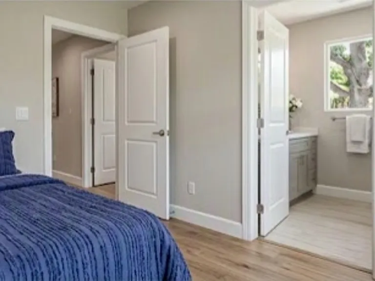 8308 Jason Ave — Photo 2