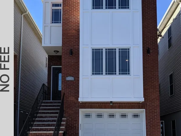 207 Cleveland Ave, Harrison, NJ 07029