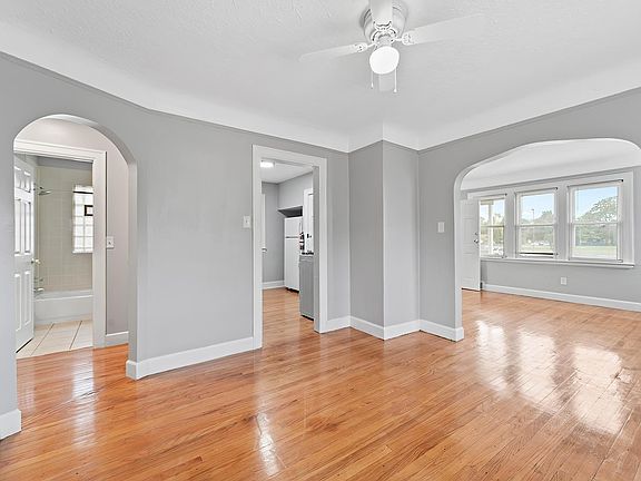 2nd image of 1524 Cicotte Ave APT 1