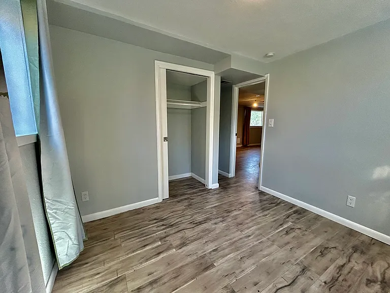 7531 Yates St — Photo 13