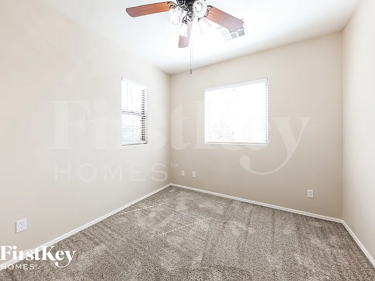 25942 N 54th Ave — Photo 13
